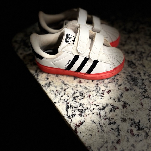 Adidas Superstar White and Black Sneakers with Red Soles - Picture 4 of 6